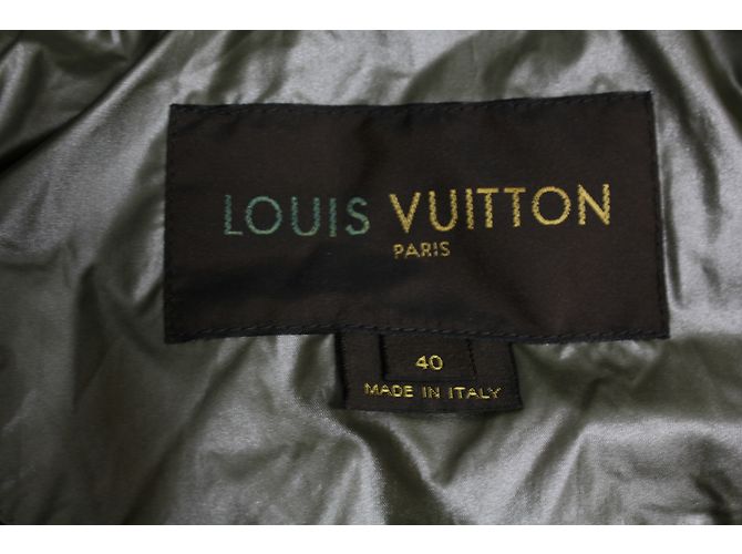 Louis Vuitton Chaqueta de Satén con Capucha Gris - vista 6