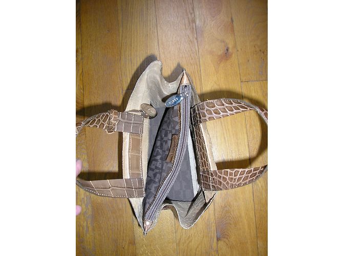 Borsa Furla in pelle croco color cammello - vista 5