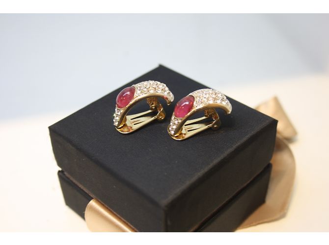 Autre Marque Orecchini in metallo dorato con strass e cabochon rosa D'oro - vista 5