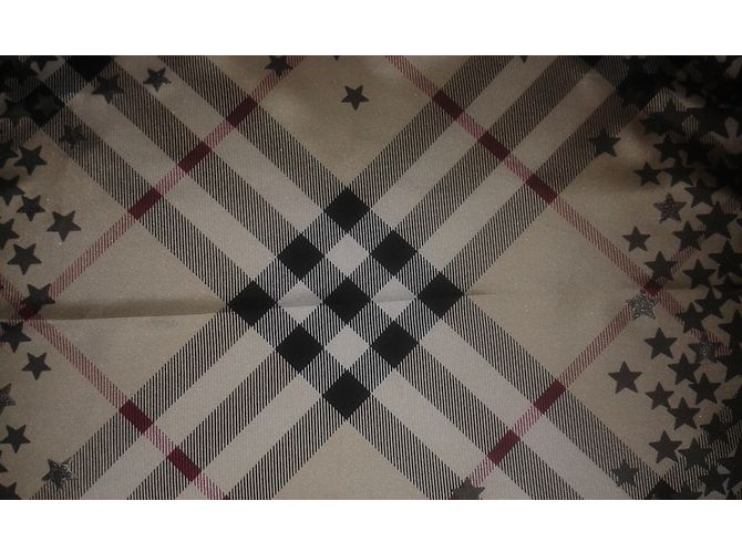 Burberry sciarpe - vista 2