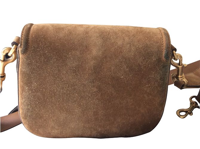 Gucci lady web - vue 2