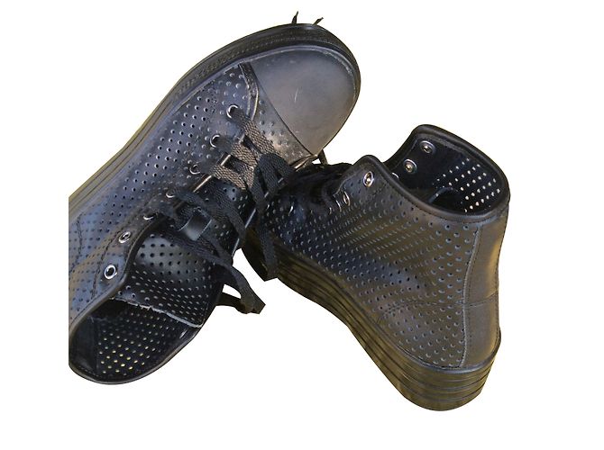 Sneakers Junya Watanabe in pelle nera traforata Nero - vista 2