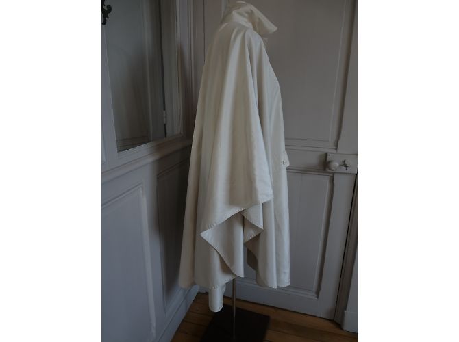 Jean Louis Scherrer Abrigos, Ropa de calle - vista 3