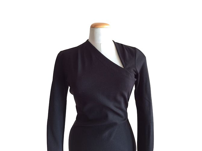 Autre Marque LIL St Germain Schwarzes Kleid asymmetrischer Ausschnitt - Ansicht 2
