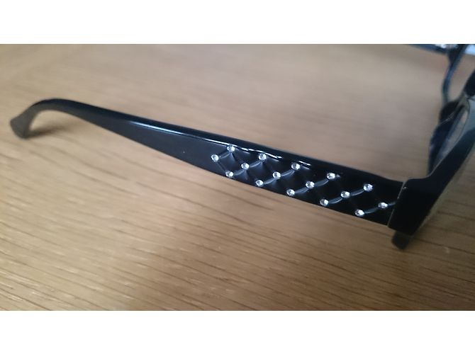 Chanel Sunglasses Black Plastic - view 3