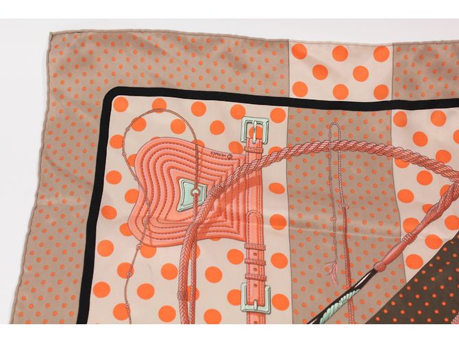 Foulard Hermès Clic Clac in seta 66x66 - vista 4