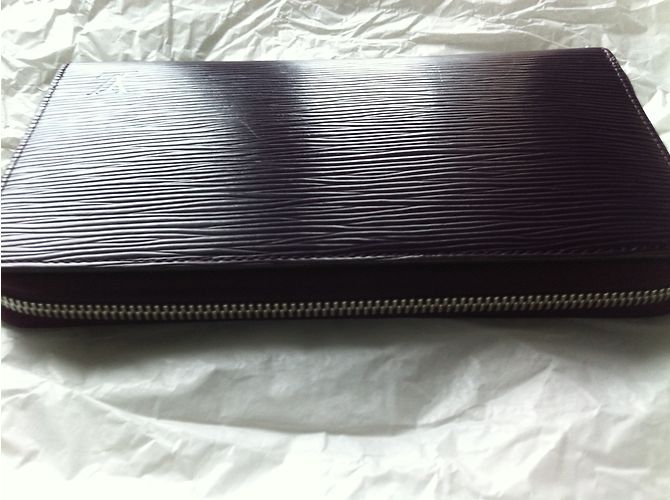 Organizer Louis Vuitton Bolsos de embrague Ciruela - vista 13