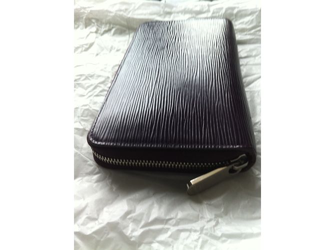 Organizer Louis Vuitton Bolsos de embrague Ciruela - vista 14