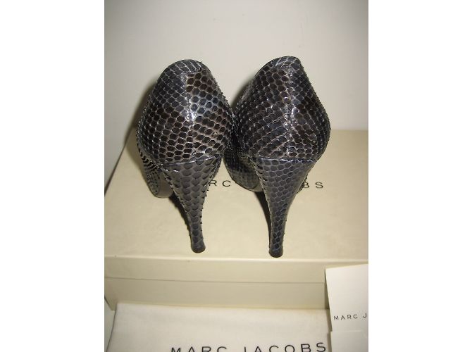 Escarpins Marc Jacobs en Python Noir - vue 4