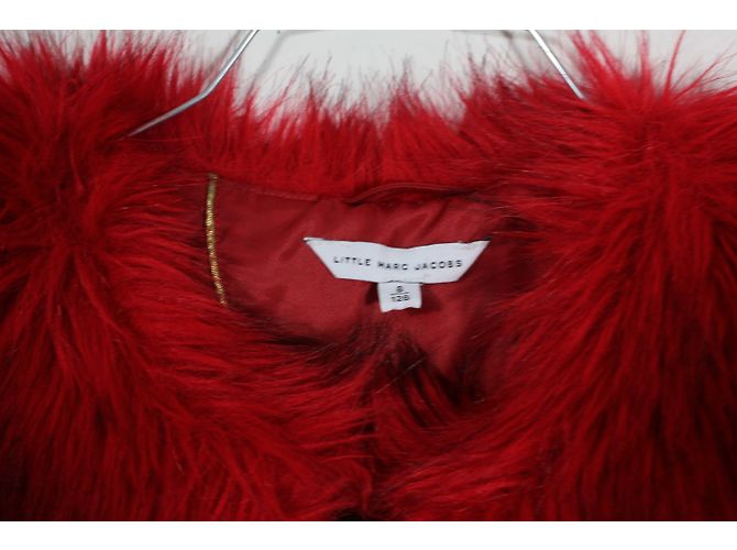 Little Marc Jacobs ärmellose Weste aus rotem Kunstpelz - Ansicht 3