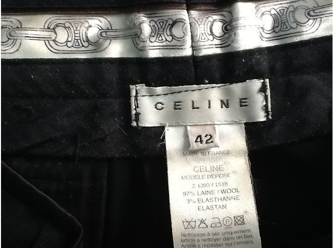 Céline Hose aus schwarzer Wolle mit Goldkette - Ansicht 3