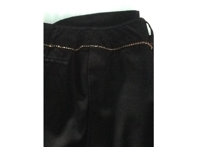Céline Hose aus schwarzer Wolle mit Goldkette - Ansicht 6