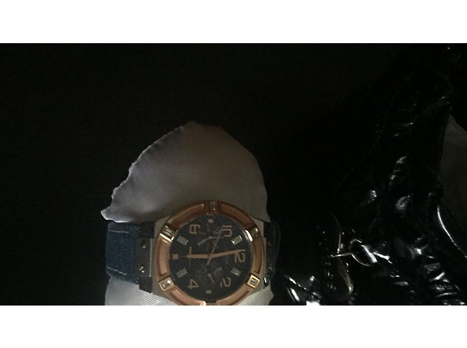 Guess Uhr in Blau Denim - Ansicht 4