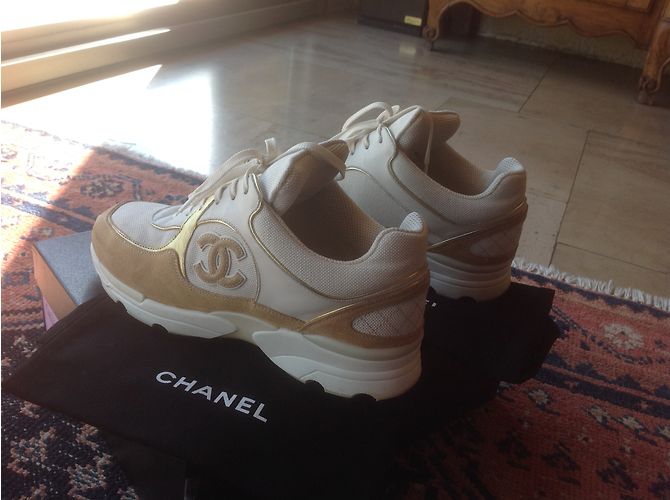 Chanel scarpe da ginnastica Beige - vista 3