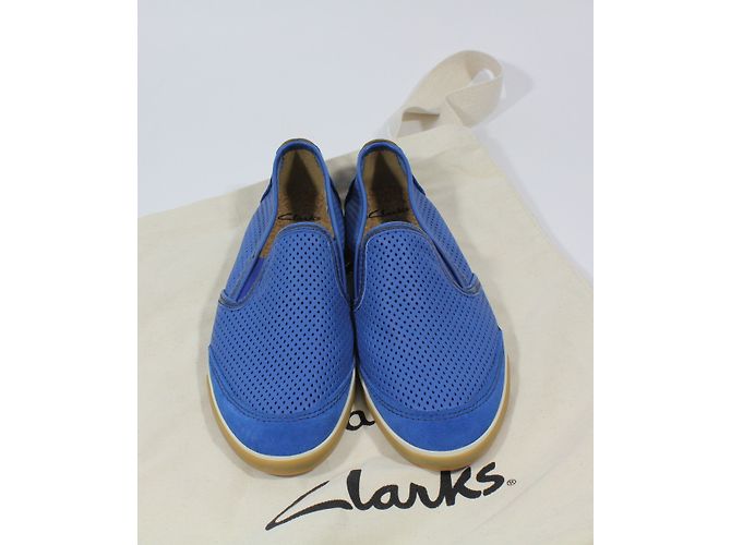 Sneakers Tennis Clarks in pelle traforata blu - vista 3