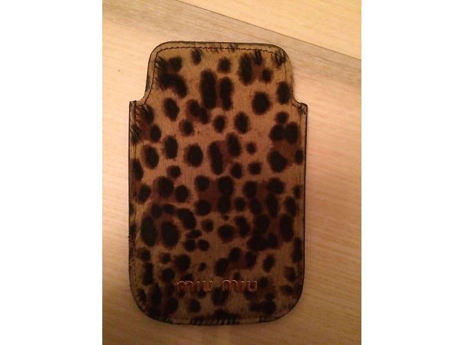 Miu Miu iPhone 4/4S Case Leopard Print Leather - view 4