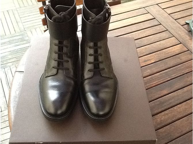 Louis Vuitton Boots Black - view 6