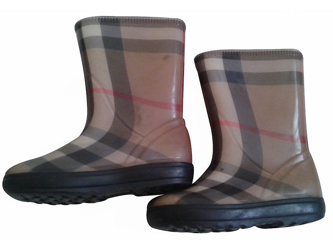 Burberry Boots - view 2