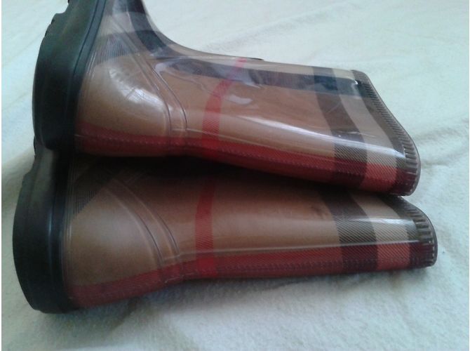 Burberry Boots - view 4