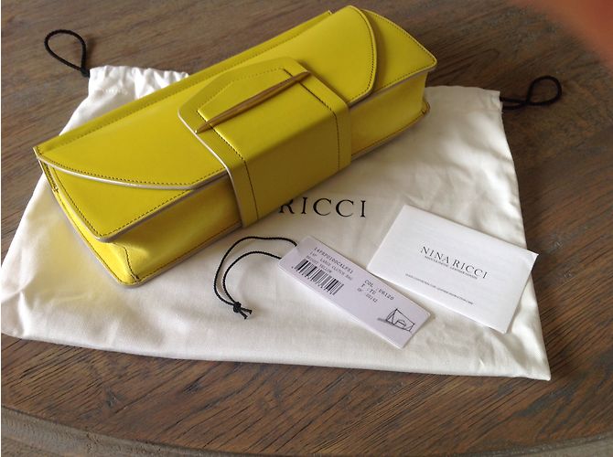 Nina Ricci Pochette - vista 3
