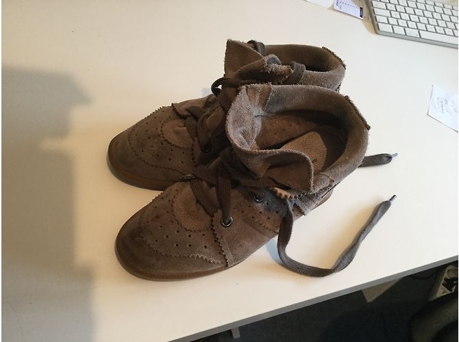 Isabel Marant Bobby Sneakers Taupe Deerskin - view 4