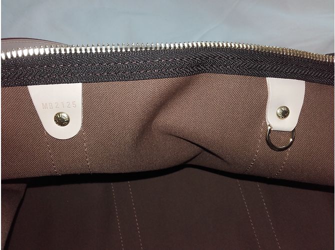 Louis Vuitton Keepall Bandouliere 55 Monongram - vista 5