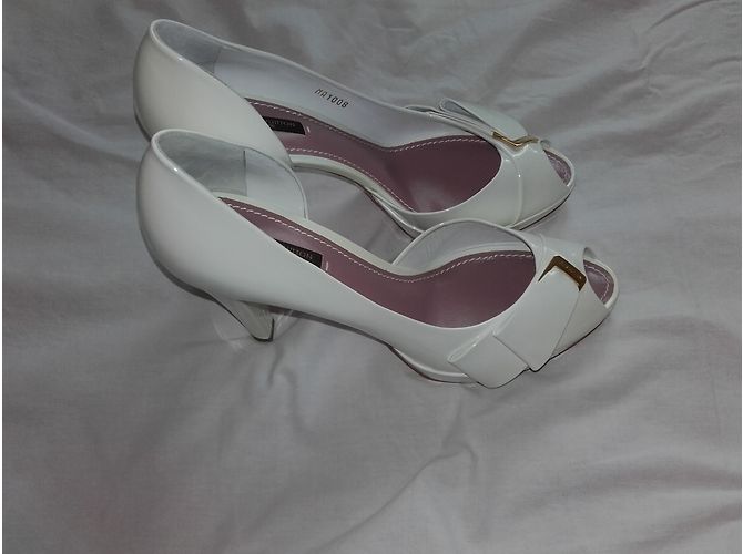 Louis Vuitton Apple Lackleder Pumps Weiß - Ansicht 4