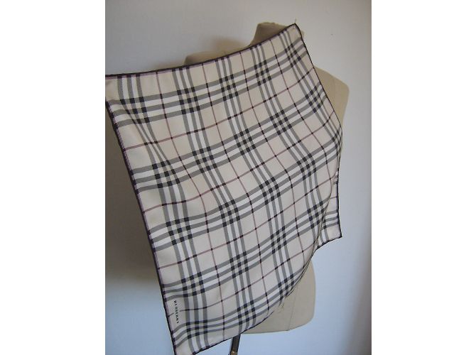 Burberry gavroche cheque clásico - vista 8