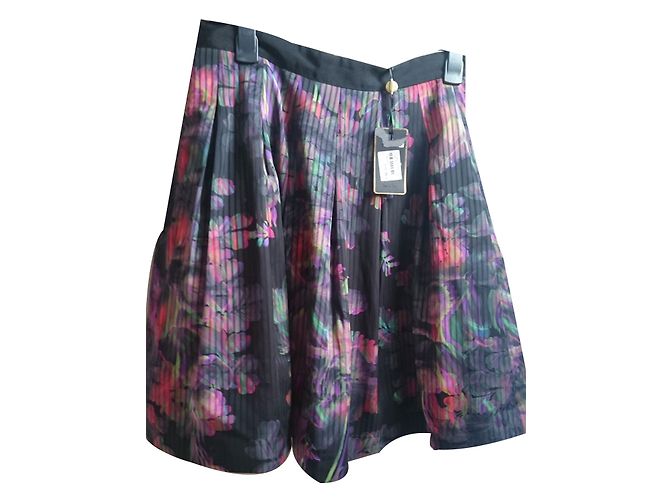 Ted Baker Afueras - vista 2