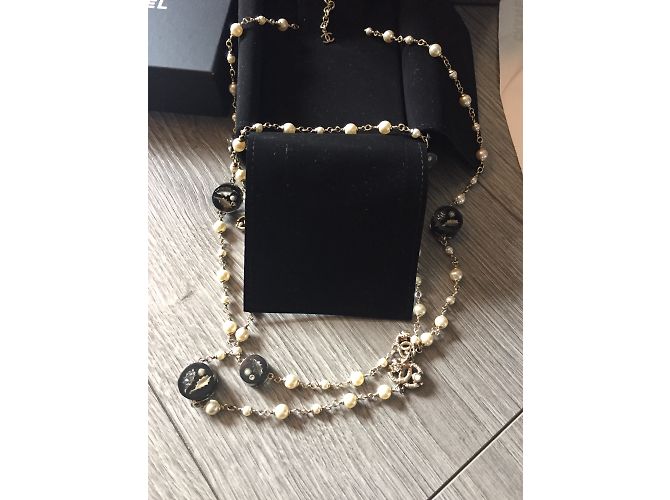 Chanel Collar largo de perlas Eggshell Blanco roto - vista 3