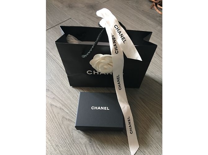Chanel Collar largo de perlas Eggshell Blanco roto - vista 5