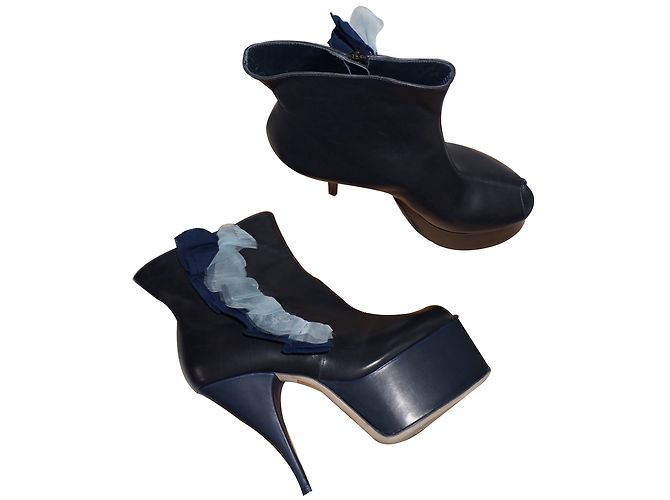 Stivaletti Acne Studios con volant in pelle nera 39 Nero - vista 3