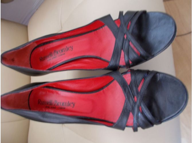Décolleté con punta aperta Russell & Bromley Nere Nero - vista 4