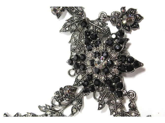 Autre Marque Set collana e orecchini Finery argento e strass neri - vista 3