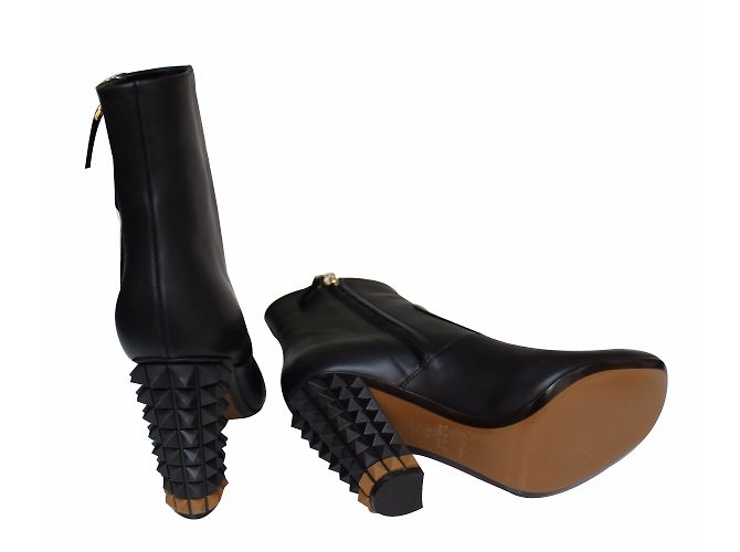 Fendi Nietenbesetzte Stiefel - Ansicht 4