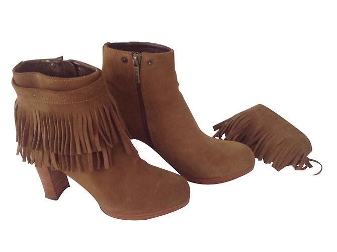 Botines Ikks Gamuza Marrón Claro - vista 2