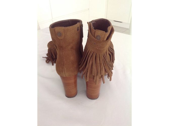 Botines Ikks Gamuza Marrón Claro - vista 3