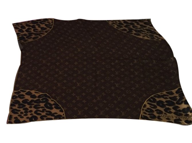 Louis Vuitton Bufandas de seda Estampado de leopardo - vista 2