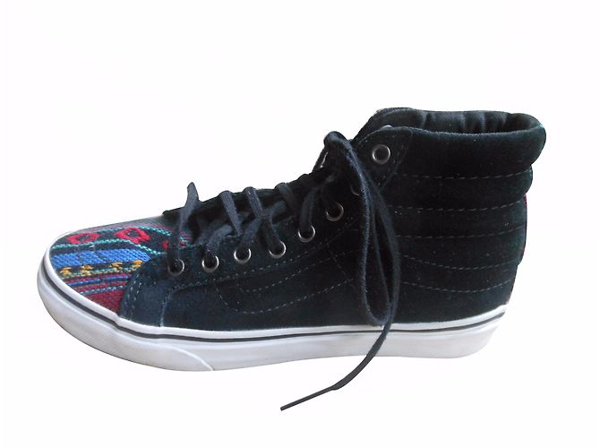 Gorgeous Vans in camoscio imbottito nero e graziose scarpe da ginnastica alte unisex in tessuto multicolor - vista 2