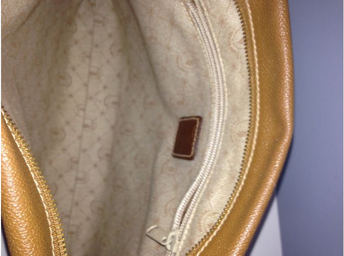 Clutch Trussardi in pelle color caramello - vista 6