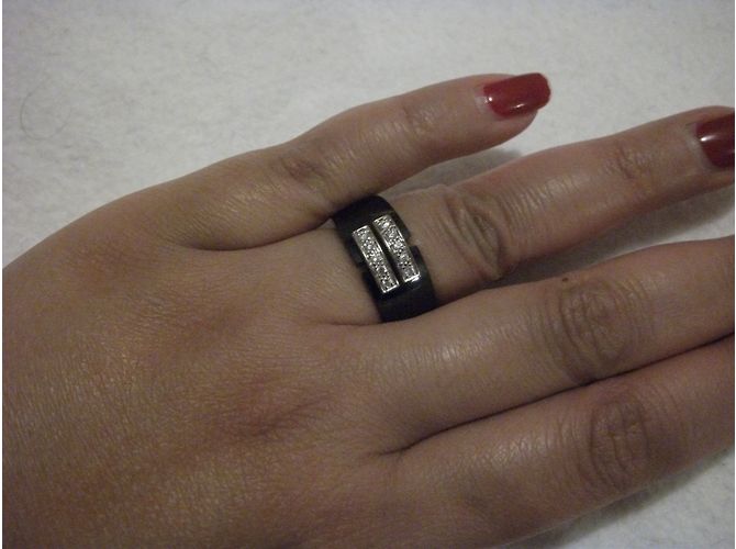 Autre Marque Anello in ceramica nera con due file di diamanti Nero - vista 3