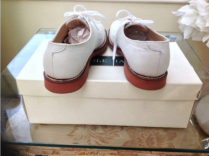 COLE HAAN Suede Bucks Flats Aus weiß - Ansicht 4