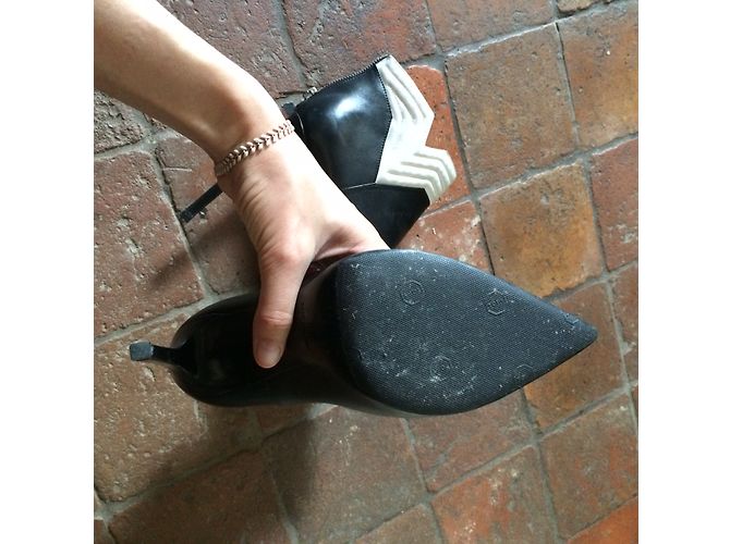 Stivaletti Saint Laurent in pelle nera Nero - vista 3