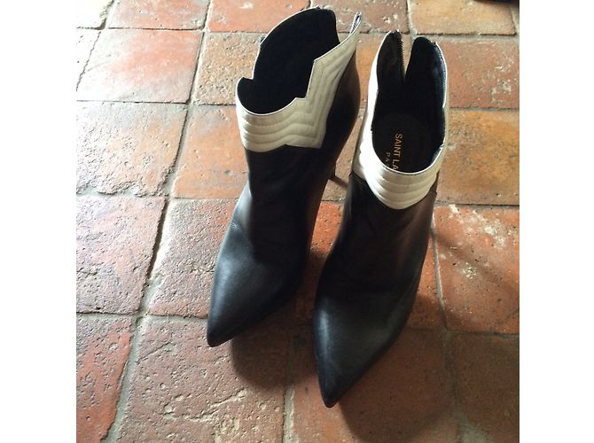 Stivaletti Saint Laurent in pelle nera Nero - vista 6