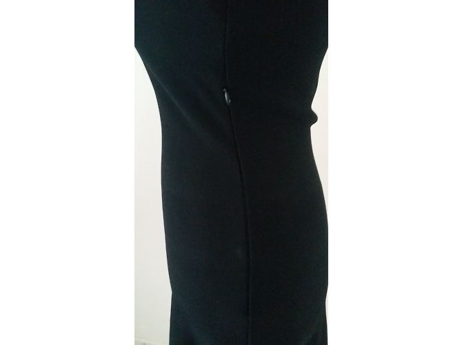 Christian Dior Kleid aus schwarzer Viskose mit tiefem Ausschnitt - Ansicht 6