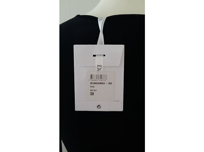 Christian Dior Kleid aus schwarzer Viskose mit tiefem Ausschnitt - Ansicht 7