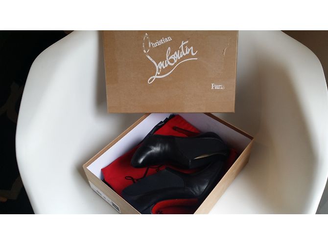 Stivaletti Christian Louboutin in pelle nera Nero - vista 8