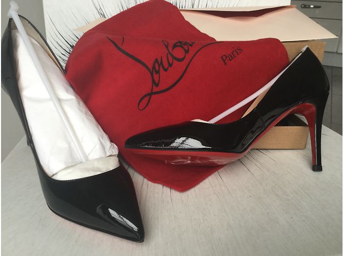 Christian Louboutin Pigalle 85 - vista 3