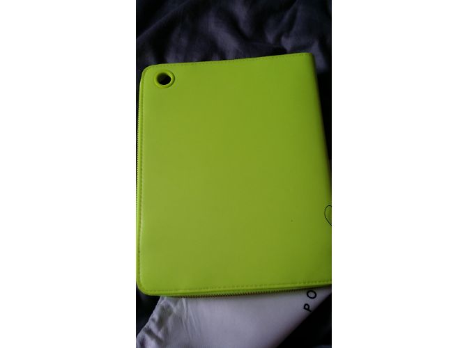 Marc by Marc Jacobs IPad 1/2/3 case - view 11