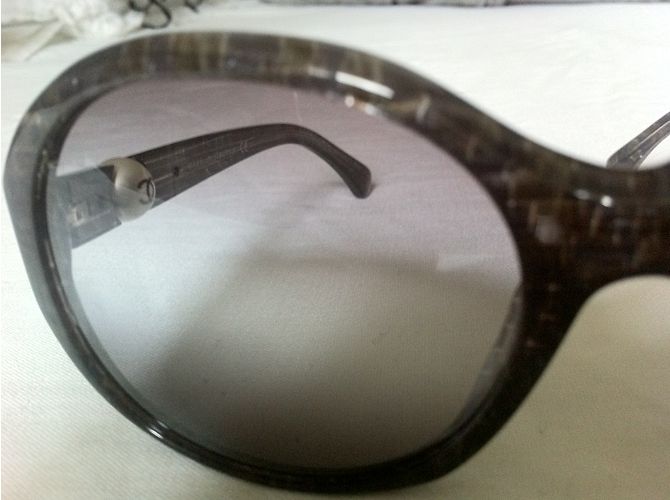 Gafas de sol Chanel Sublime Tweed Gris Redondas - vista 4
